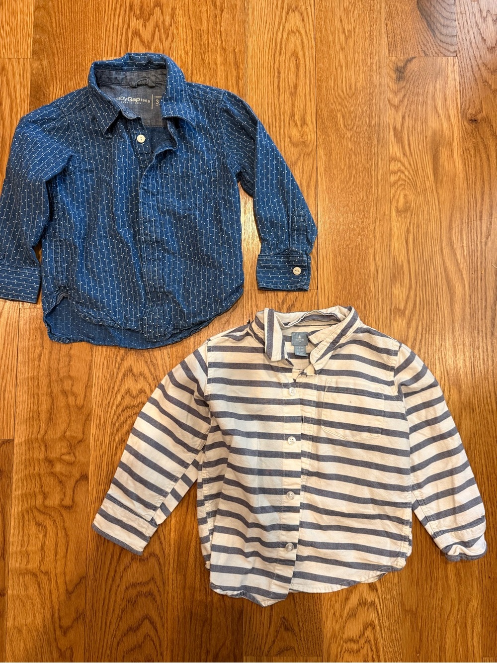 GAP Boys Navy Dot Button-Up & Cream Navy Stripe Shirt Set